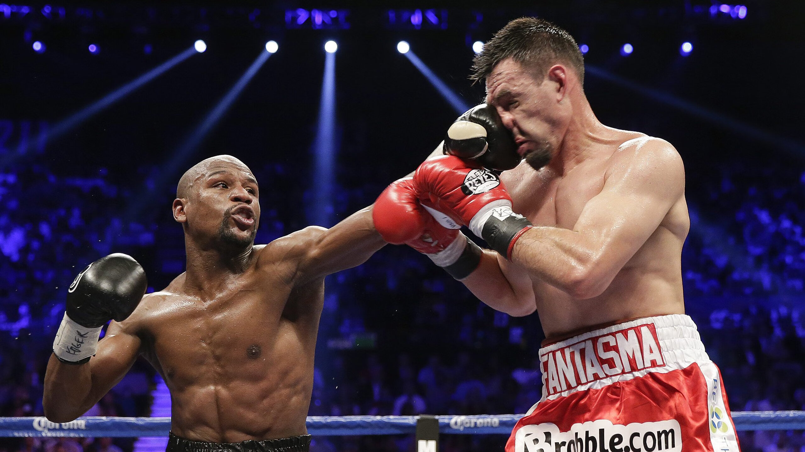 德甲青训训练中加入神经感知模块改善空间预判能力