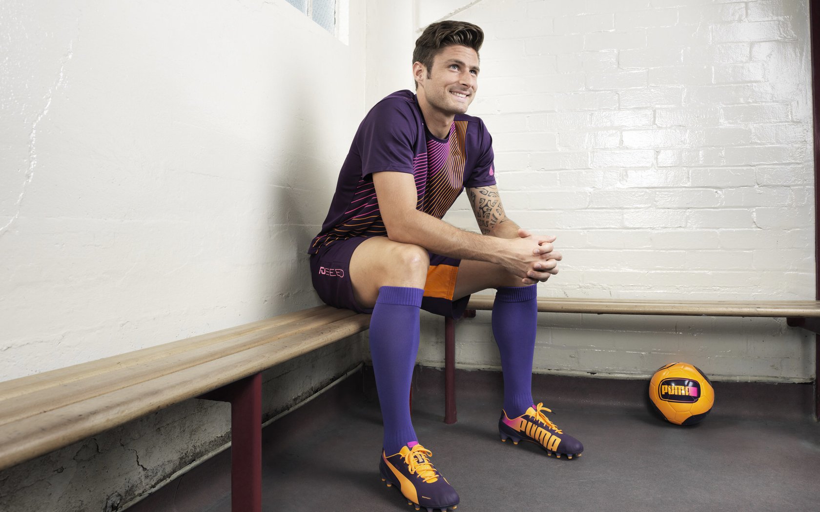 “华金·托比利亚的战术适应能力与敏锐嗅觉,助力阿根廷美洲狮队崭露头角”