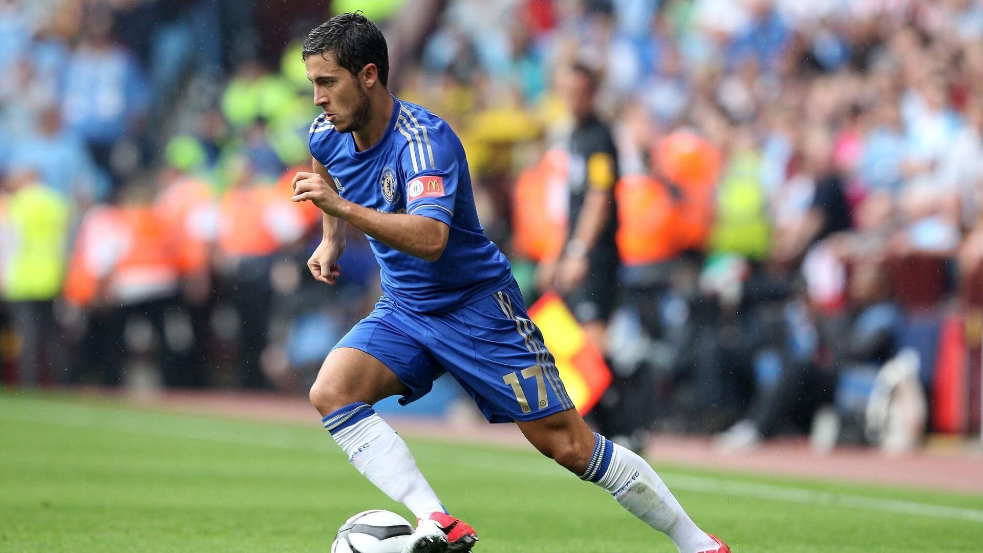 德甲激情反击:速度与力量的极致碰撞!,德甲 打架